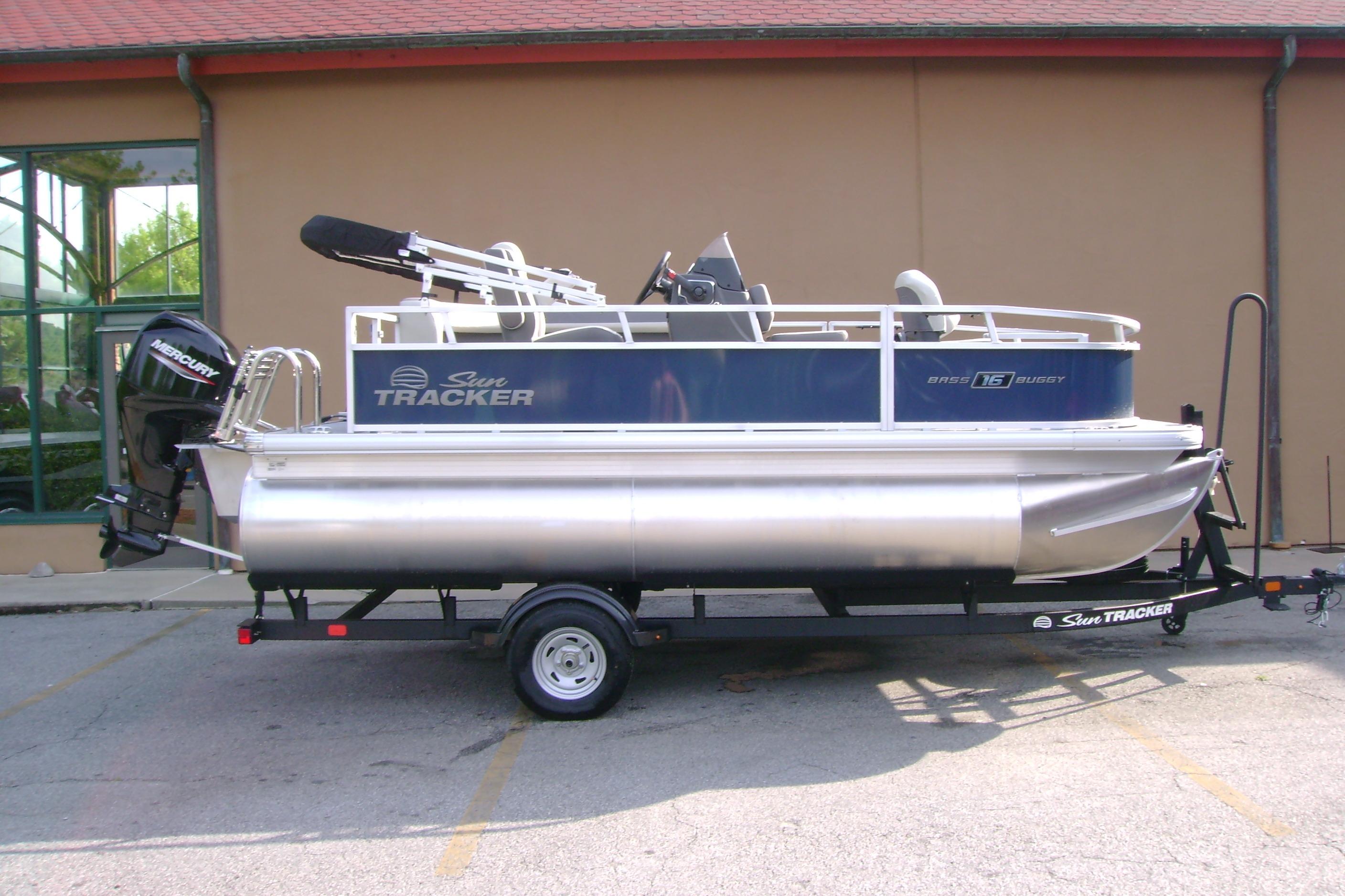 2026 SUN TRACKER BASS BUGGY 16 XL SELECT | Cabela's